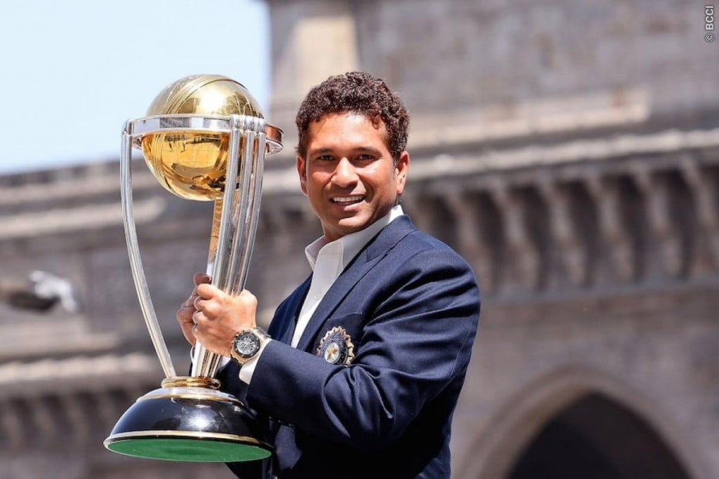 BCCI Announced The Decision To Give Sachin A Three Year Contract