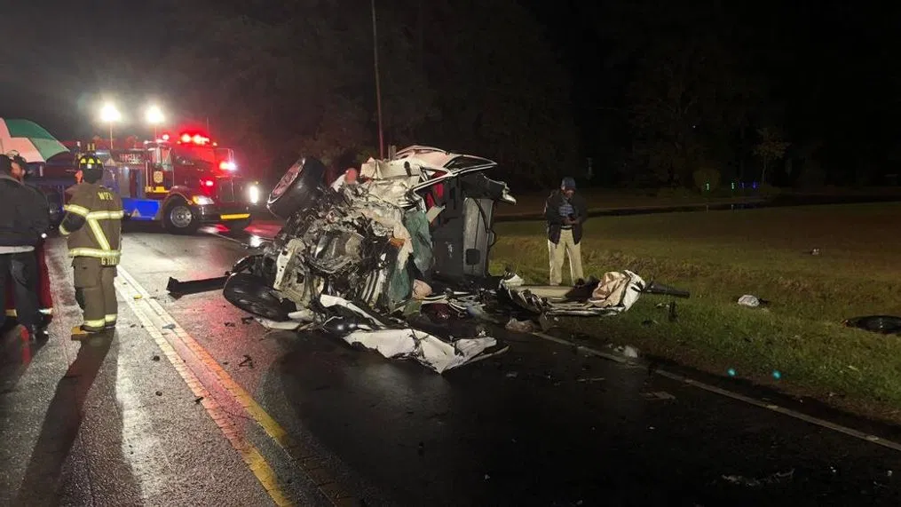Single-vehicle Crash leaves Two Dead, Three Ijured in Williamsburg ...